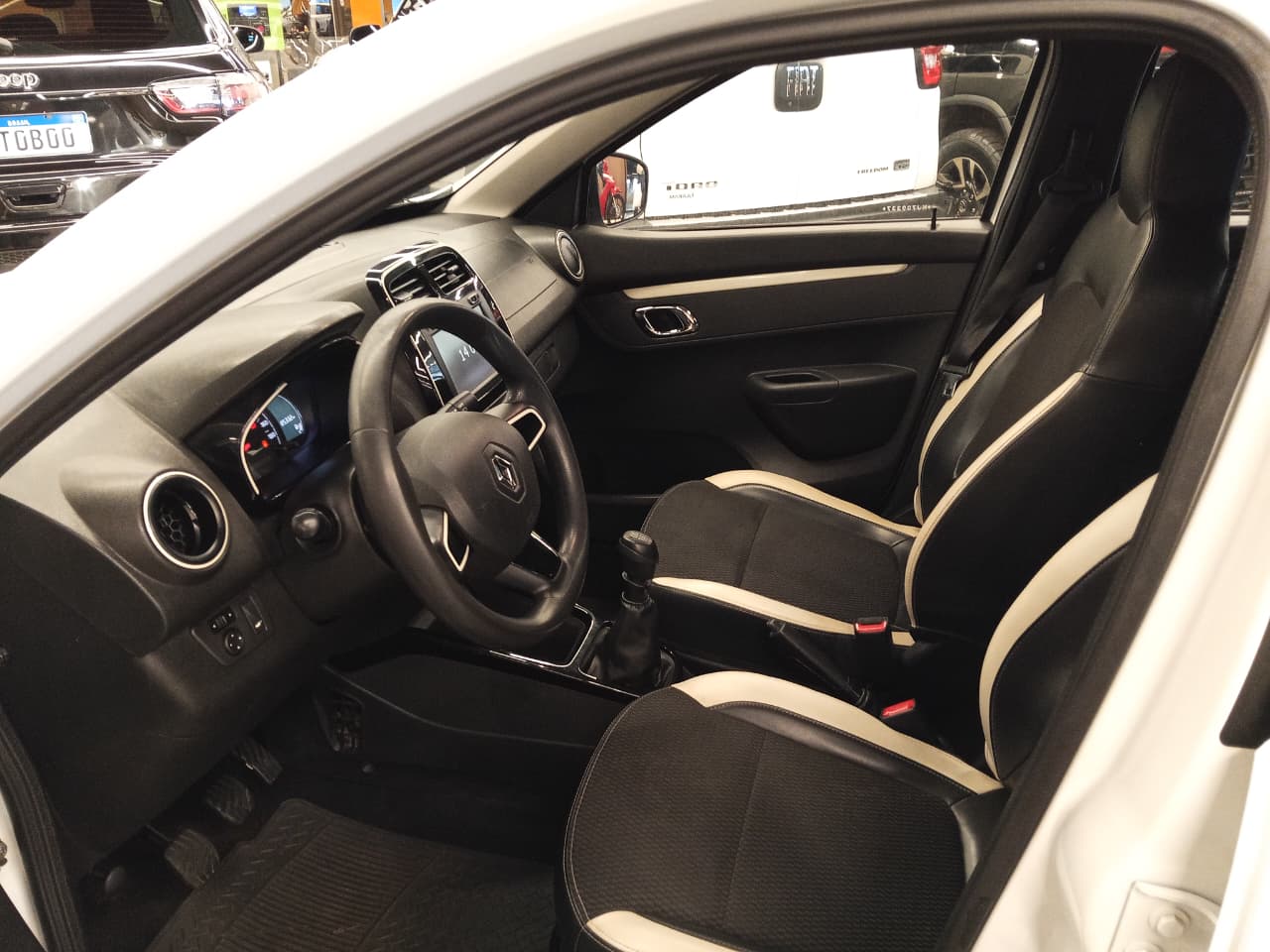 Renault Kwid Intense 1.0 12v SCe (Flex) - foto 7