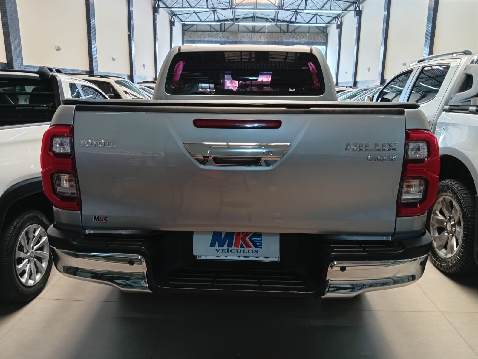 Toyota Hilux 2.8 TDI Cd Srx 4X4 (aut) - foto 9
