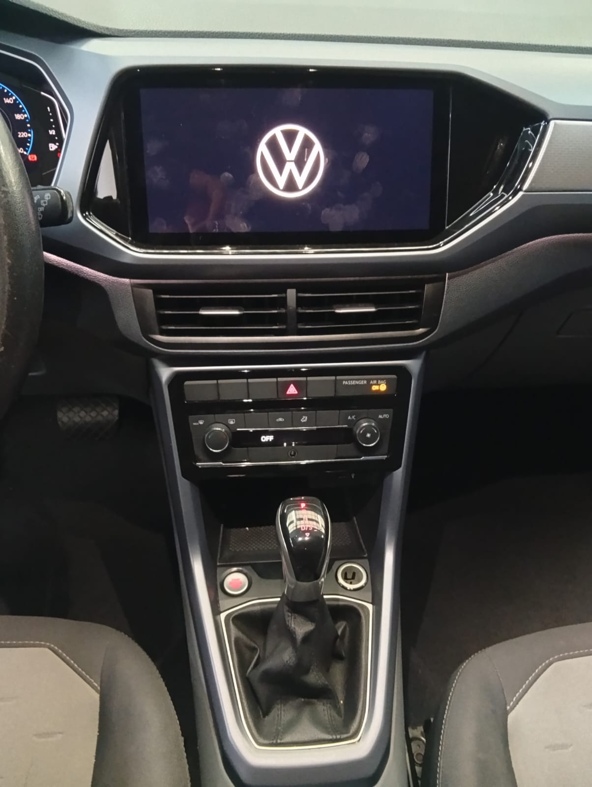 Volkswagen T-Cross 1.0 200 TSI Comfortline (Aut) - foto 13