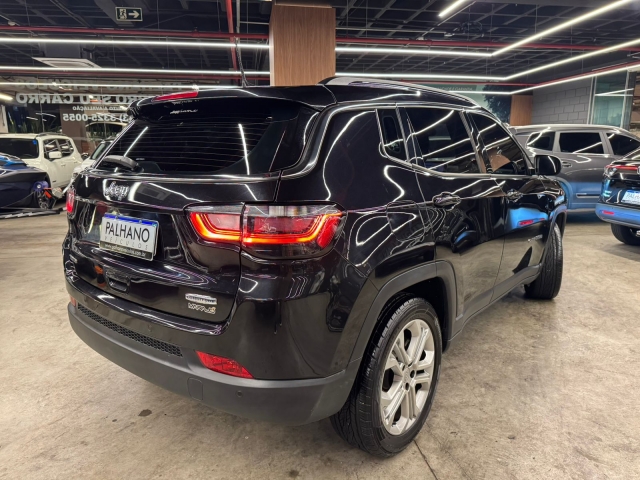 Jeep Compass 1.3 T270 Longitude (Aut) - foto 3