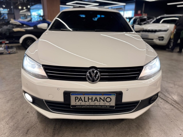 Volkswagen Jetta 2.0 TSI Highline DSG - foto 2