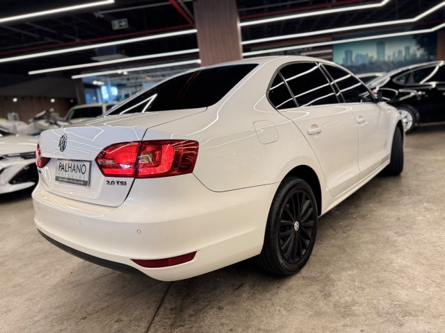 Volkswagen Jetta 2.0 TSI Highline DSG - foto 3