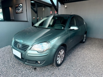 Polo Sedan Comfortline 1.6 8V (flex)