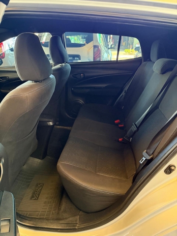 Toyota Yaris 1.3 Xl Live CVT - foto 8