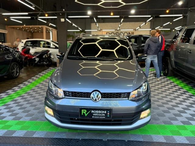Rossoni Veiculos - 2020 Volkswagen Fox 1.6 Xtreme Cinza Básico