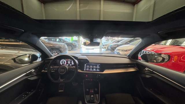 Audi A3 2.0 Hybrid Perform Black S Tronic - foto 9