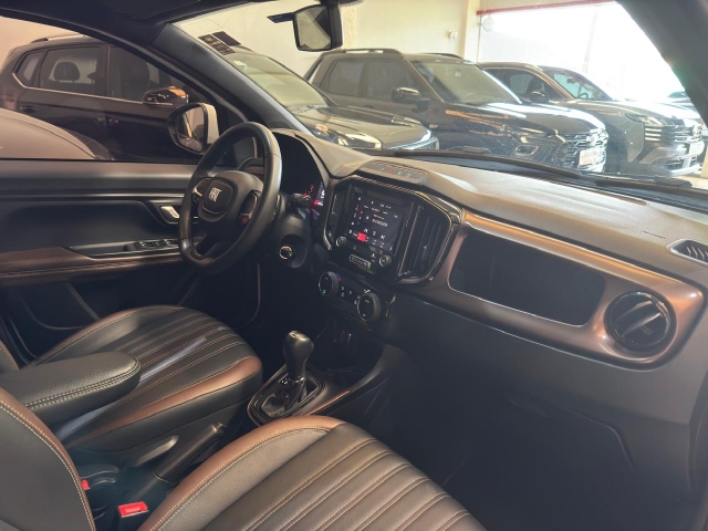 Fiat Strada 1.0 T200 Cabine Dupla Ranch (aut) - foto 6