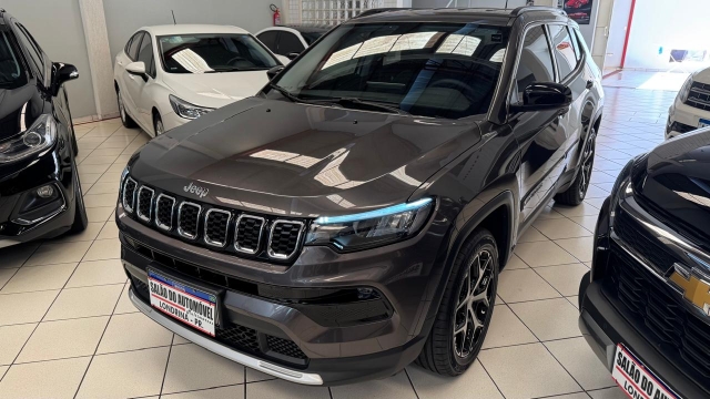 Jeep Compass 1.3 T270 Longitude (aut) - foto 2