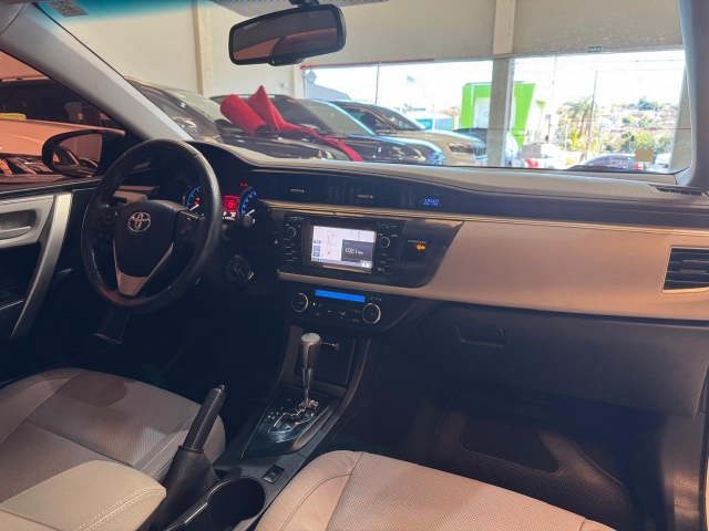 Toyota Corolla 2.0 XEi Multi Drive S - foto 8