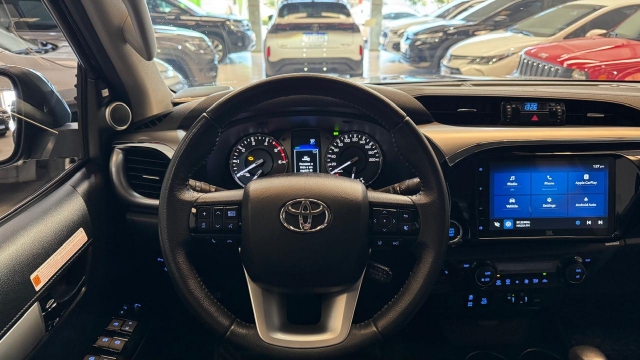 Toyota Hilux Cd 2.8 TDI Srx Plus 4wd - foto 8