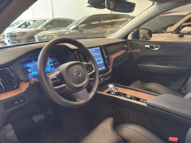 Volvo XC60 2.0 T8 Recharge Ultimate Hybrid Awd - foto 5