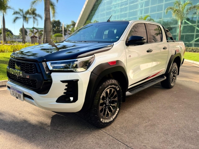 Toyota Hilux 2022 à venda