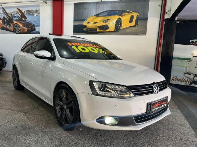 Volkswagen Jetta 2.0 TSI Highline DSG
