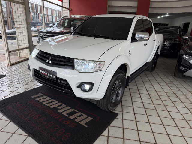 Mitsubishi L200 Triton 3.2 Did H Hpe 4wd (aut) - foto 6