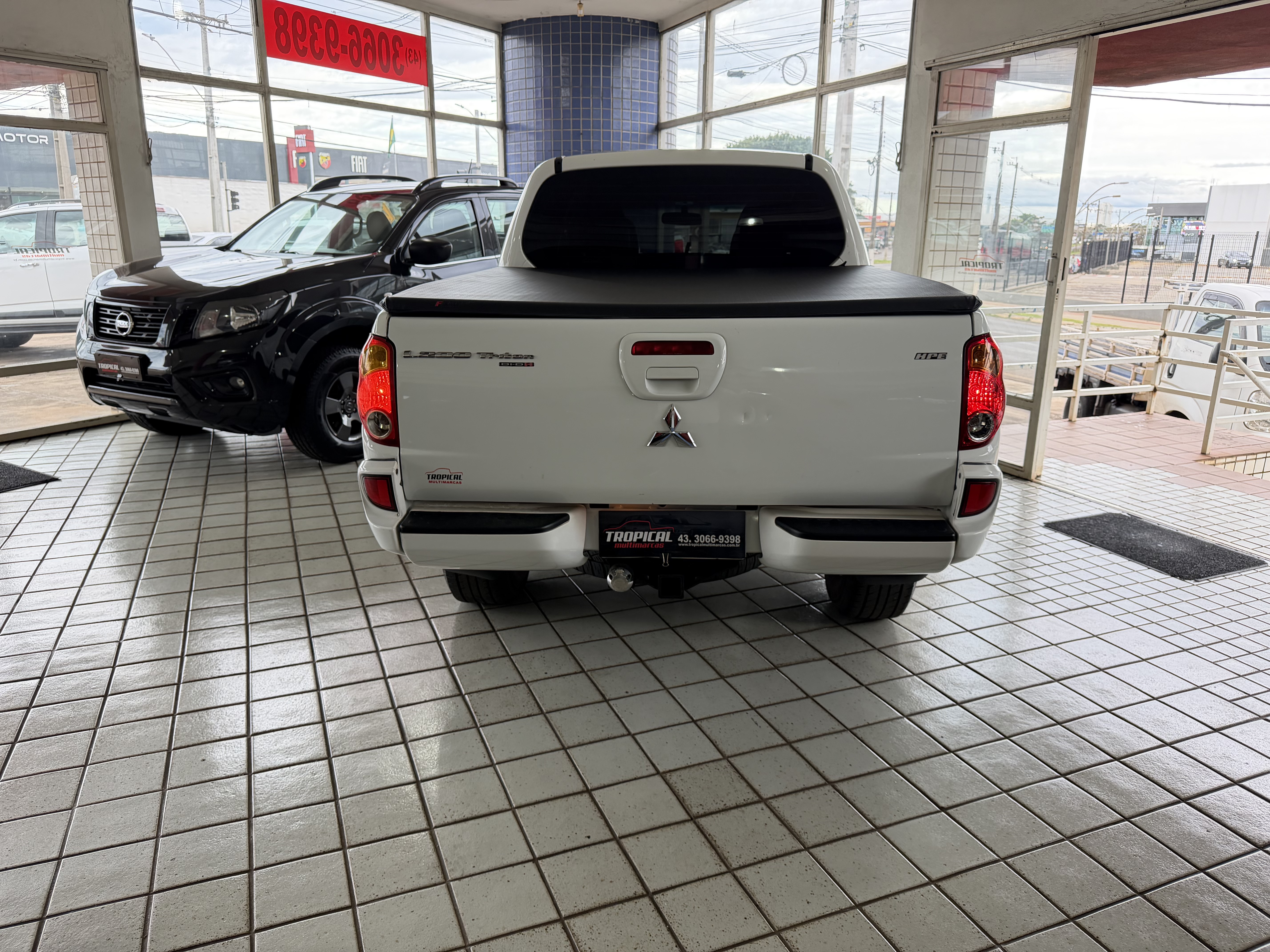 Mitsubishi L200 Triton 3.2 Did H Hpe 4wd (aut) - foto 7
