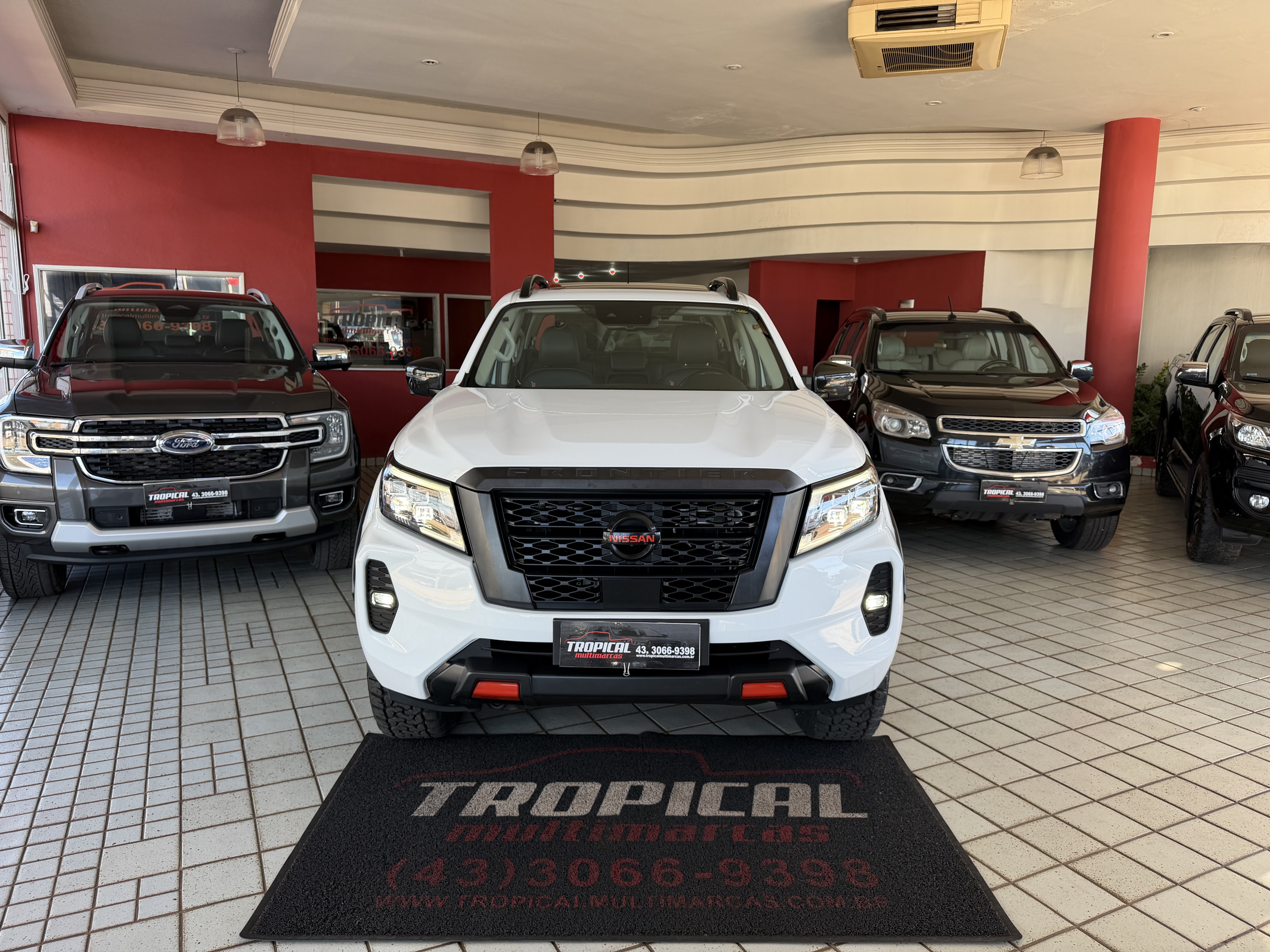 Nissan Frontier 2023 à venda