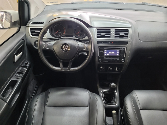 Volkswagen SpaceFox 1.6 MSI Trendline (Flex) - foto 7