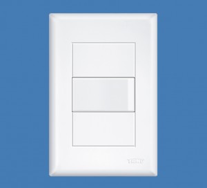 INTERRUPTOR EMBUTIR SIMPLES 16A / 250V BR C:2896 - FAME