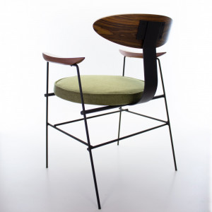 Cadeira Soddy Base Pau Ferro - 