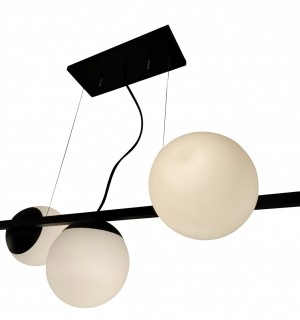 Pendente de Alumínio Preto com 7 Globos Brancos - 