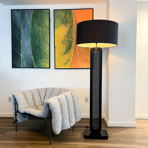 Luminária de Piso - Cúpula Preta - 