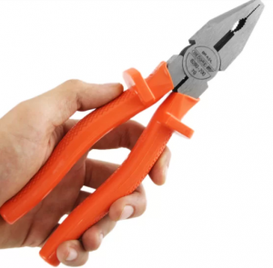 Alicate universal de 8