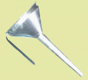 Funil de Uso Geral Reto. Tubo: 23 cm. Diâmetro da Parte Superior: 15,5 cm Lubefer LUB-55 - 