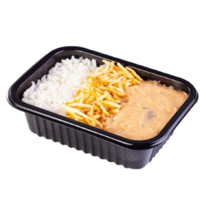 Strogonoff de carne com batata palha - Corada