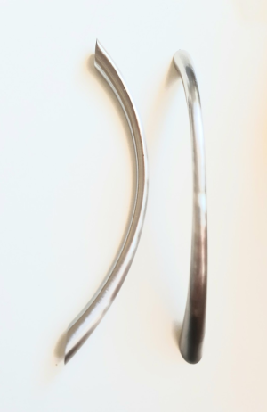 Puxador zamac 128mm ITALYLINE 0604AL - Puxador zamac 128mm ITALYLINE 0604AL 2