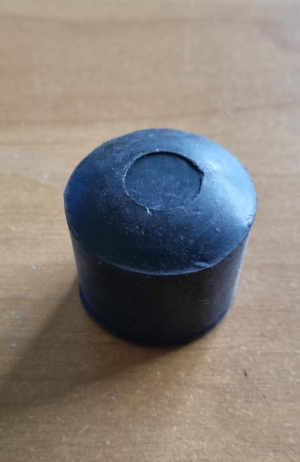 Ponteira Pvc Para Móveis Externa Preta - 3/4 ou 19,05 mm - Ponteira Pvc Para Móveis Externa Preta - 3/4 ou 19,05 mm