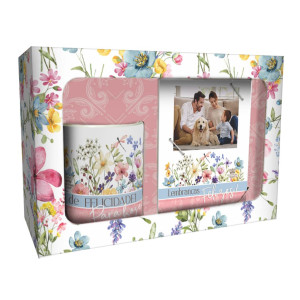 CAIXA PRESENTE COM PORTA RETRATO E CANECA LEMBRANÇAS...RAMINHO 16X23X8,5