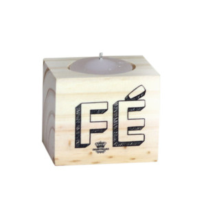 ENFEITE DE MESA COM VELA FÉ 5X5X5