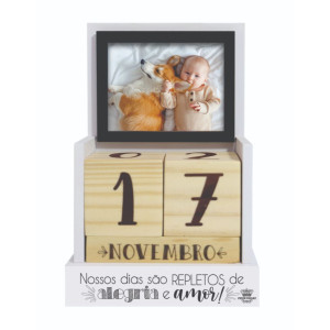 CALENDÁRIO PERMANENTE COM PORTA RETRATO NOSSOS DIAS SÃO REPLETOS DE...18,5X12,5X6,5