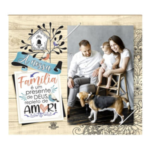 PORTA RETRATO COM ELÁSTICO A NOSSA FAMÍLIA É UM PRESENTE...18X20