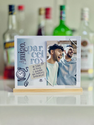 PORTA-RETRATO COM ELÁSTICO COM BASE AMIGO PARCEIRO DE TODAS AS HORAS ... 18,5X23