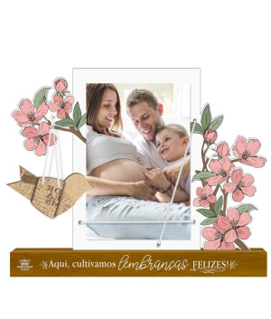 PORTA-RETRATO COM ELÁSTICO COM APLIQUE AQUI, CULTIVAMOS...CEREJEIRA 19,5X23,5X4,5