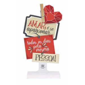 ENFEITE DE MESA RECORTADO AMAR É SE APAIXONAR...19X10