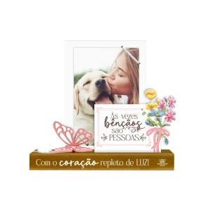 PORTA-RETRATO COM ELÁSTICO, PLACA E VELA ÀS VEZES BENÇÃOS SÃO...BORBOLETA 20X21X7