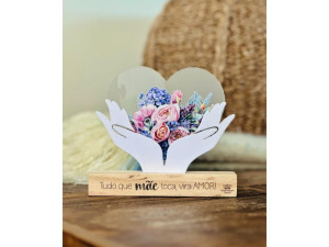 ENFEITE DE MESA COM APLIQUE E PLACA TUDO QUE MÃE...BORBOLETA 14X16X3,5