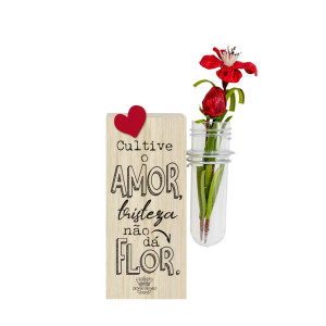 ENFEITE DE MESA COM TUBETE E FLORES CULTIVE O AMOR 15X9