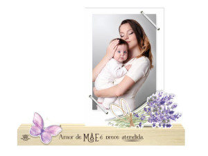 PORTA-RETRATO COM ELÁSTICO E VELA AMOR DE MÃE É PRECE ATENDIDA 20X22X5