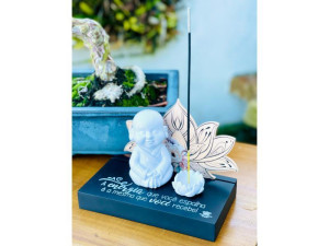 ENFEITE DE MESA COM PORTA INCENSO E BUDA A ENERGIA...BENÇÃO 13X18X10