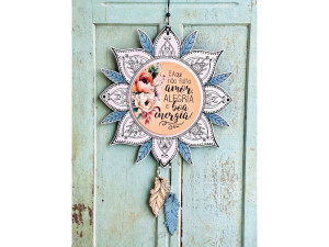 MÓBILE DE PAREDE COM APLIQUE AQUI NÃO FALTA AMOR...BENÇÃO 28X28