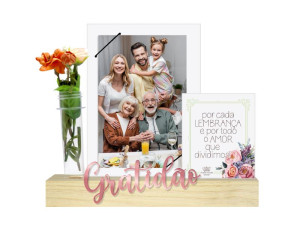 PORTA-RETRATO COM ELÁSTICO, PLACA E TUBETE GRATIDÃO...BORBOLETA 21X23X4,5