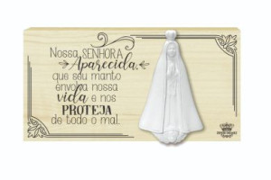 PLACA DE MESA COM APLIQUE NOSSA SENHORA APARECIDA 10X19