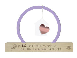 ENFEITE DE MESA COM APLIQUE VÓ, SEU AMOR E CARINHO...BORBOLETA 12X20X4,5