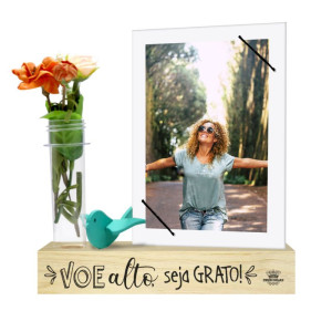 PORTA-RETRATO COM ELÁSTICO, TUBETE E PASSARINHO VOE ALTO...CELEBRAÇÃO 21X20X4
