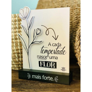 ENFEITE DE MESA COM APLIQUE A CADA TEMPESTADE...MEMÓRIA 21X15