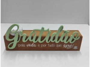 MADEIRINHA COM PORTA INCENSO GRATIDÃO...BENÇÃO VERDE 8X20X4,5