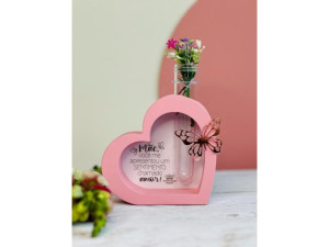 ENFEITE DE MESA CORAÇÃO VAZADO COM TUBETE E FLORES MÃE VOCÊ ME...BORBOLETA 17X12X3,5